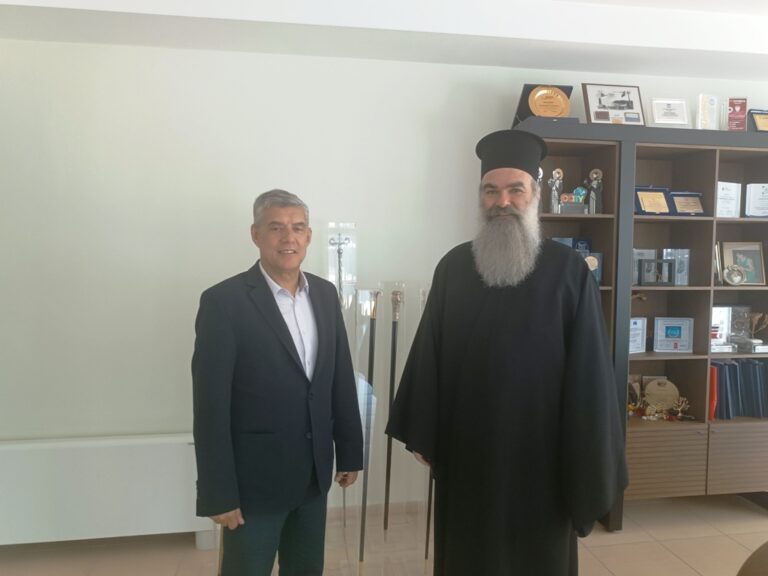 ΣΥΝΑΝΤΗΣΗ ΤΟΥ ΠΕΡΙΦΕΡΕΙΑΡΧΗ ΜΕ ΤΟΝ ΜΗΤΡΟΠΟΛΙΤΗ ΕΛΑΣΣΩΝΟΣ