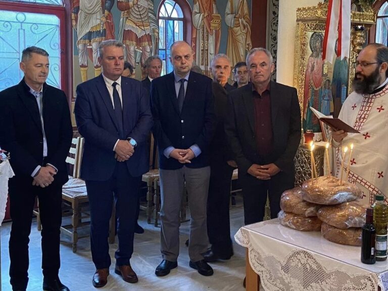 ΟΙ ΓΙΟΡΤΕΣ ΤΗΣ ΟΡΘΟΔΟΞΗΣ ΕΚΚΛΗΣΙΑΣ, ΒΟΗΘΟΥΝ ΤΑ ΧΩΡΙΑ ΜΑΣ ΝΑ ΜΕΙΝΟΥΝ ΖΩΝΤΑΝΑ