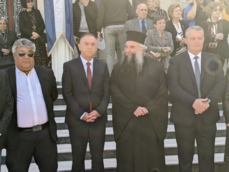 ΣΕ ΝΙΚΑΙΑ ΚΑΙ ΓΙΑΝΝΟΥΛΗ Ο ΧΡΗΣΤΟΣ ΚΕΛΛΑΣ