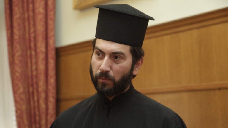 ΔΙΩΞΗ ΓΙΑ ΚΑΚΟΥΡΓΗΜΑ ΚΑΙ ΠΛΗΜΜΕΛΗΜΑΤΑ ΣΤΟΝ π. ΑΝΤΩΝΙΟ ΤΗΣ ΚΙΒΩΤΟΥ ΤΟΥ ΚΟΣΜΟΥ