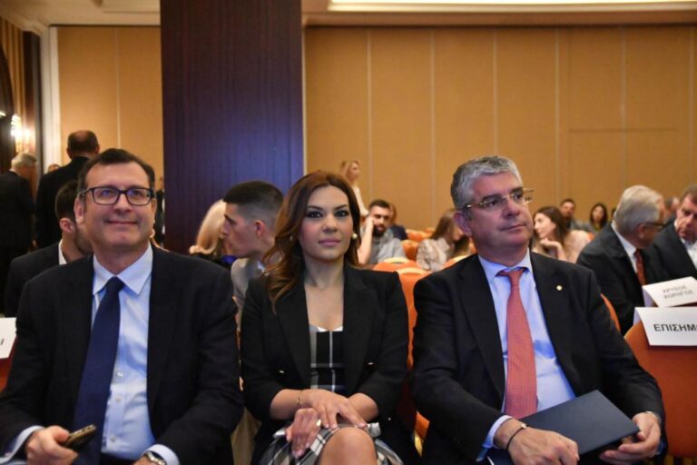 ΣΤΕΛΛΑ ΜΠΙΖΙΟΥ: ΝΑ ΜΗΝ ΜΠΕΙ Η ΧΩΡΑ ΣΕ ΠΕΡΙΠΕΤΕΙΕΣ