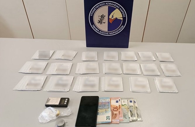 ΜΙΑ ΣΥΛΛΗΨΗ ΓΙΑ ΝΑΡΚΩΤΙΚΑ ΣΤΗ ΛΑΡΙΣΑ