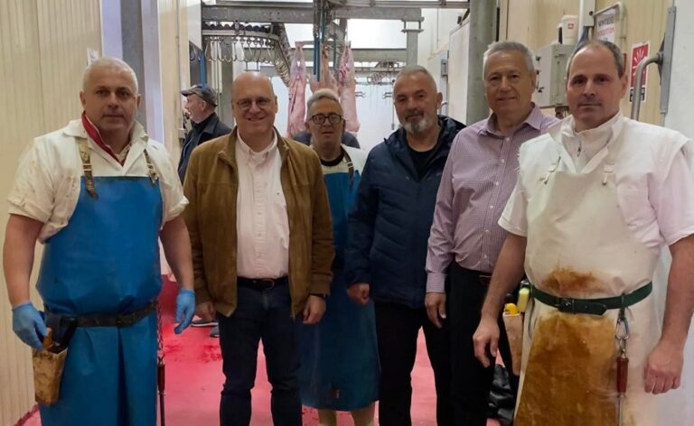 Η ΠΟΛΗ ΠΟΥ ΘΕΛΟΥΜΕ: ΝΑ ΓΙΝΕΙ ΑΜΕΣΑ ΕΙΔΙΚΗ ΣΥΝΕΔΡΙΑΣΗ ΤΟΥ Δ.Σ. ΓΙΑ ΤΑ ΣΦΑΓΕΙΑ ΤΟΥ ΤΥΡΝΑΒΟΥ