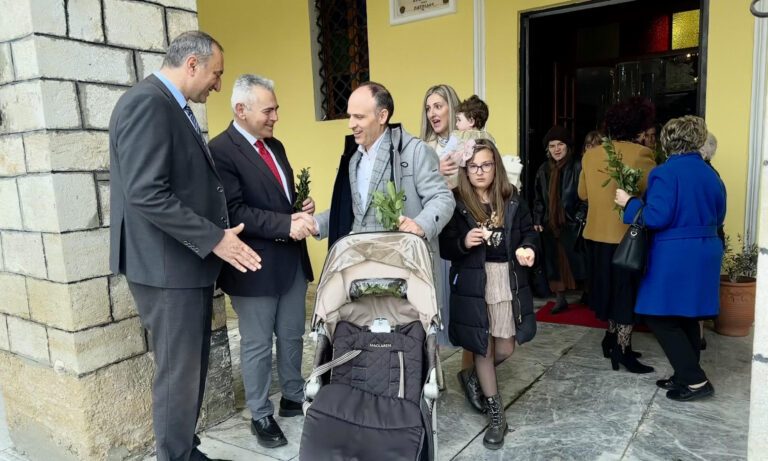 Μ. ΧΑΡΑΚΟΠΟΥΛΟΣ: ΟΙ ΆΓΙΕΣ ΗΜΕΡΕΣ ΑΦΟΡΜΗ ΓΙΑ ΜΕΓΑΛΥΤΕΡΗ ΑΥΤΟΓΝΩΣΙΑ