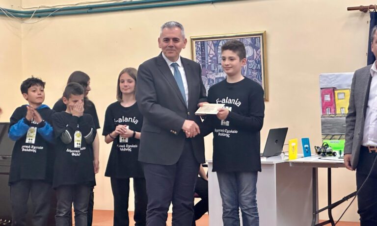 ΣΥΓΧΑΡΗΤΗΡΙΑ ΤΟΥ Μ. ΧΑΡΑΚΟΠΟΥΛΟΥ ΣΤΑ F-ALANIA, ΤΟΥΣ ΜΑΘΗΤΕΣ “ΑΛΑΝΙΑ” ΤΗΣ ΦΑΛΑΝΗΣ