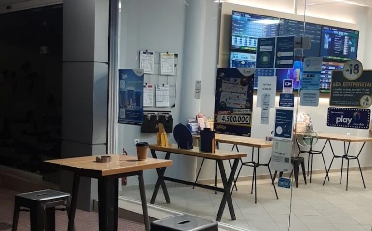 ΛΑΡΙΣΑ: ΟΛΟ ΤΟ ΣΥΚΟΥΡΙΟ ΨΑΧΝΕΙ ΤΟΝ ΥΠΕΡΤΥΧΕΡΟ ΤΟΥ ΤΖΟΚΕΡ