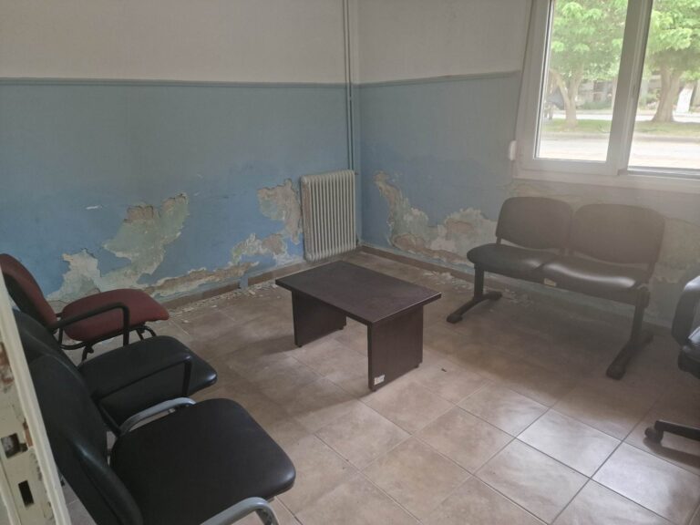 ΠΕΡΙΦΕΡΕΙΑΚΟ ΙΑΤΡΕΙΟ ΑΧΟΥΡΙ ΜΕ ΤΣΙΜΠΟΥΡΙΑ ΣΤΗ ΡΟΔΙΑ