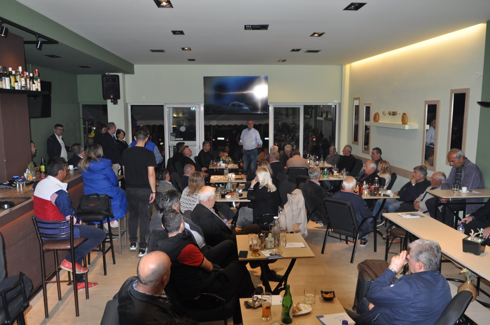 ΜΕ ΤΗ ΣΤΗΡΙΞΗ ΣΑΣ, ΘΑ ΠΑΜΕ ΤΟ ΝΟΜΟ ΜΑΣ ΜΠΡΟΣΤΑ