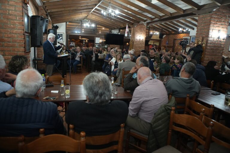 ΕΙΜΑΣΤΕ ΕΝΕΡΓΟΙ ΠΟΛΙΤΕΣ ΚΑΙ ΘΑ ΥΠΗΡΕΤΗΣΟΥΜΕ ΤΟΝ ΕΛΛΗΝΙΚΟ ΛΑΟ ΜΕΧΡΙ ΤΕΛΟΥΣ!
