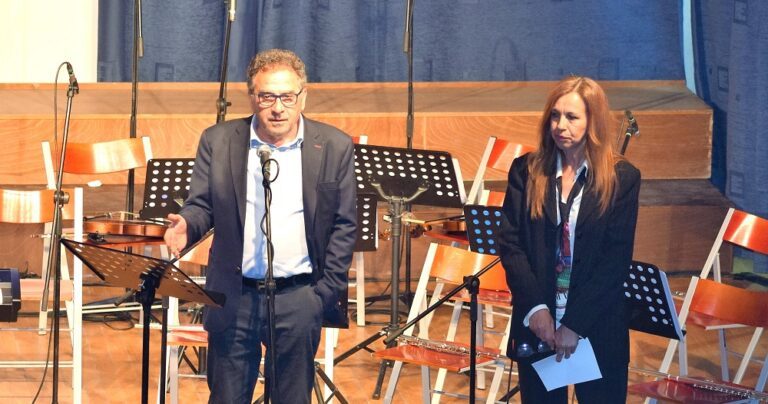 ΜΑΘΗΤΙΚΗ ΣΥΝΑΥΛΙΑ ΤΩΝ ΜΟΥΣΙΚΩΝ ΣΥΝΟΛΩΝ ΤΗΣ ΜΟΥΣΙΚΗΣ ΣΧΟΛΗΣ ΝΙΚΑΙΑΣ