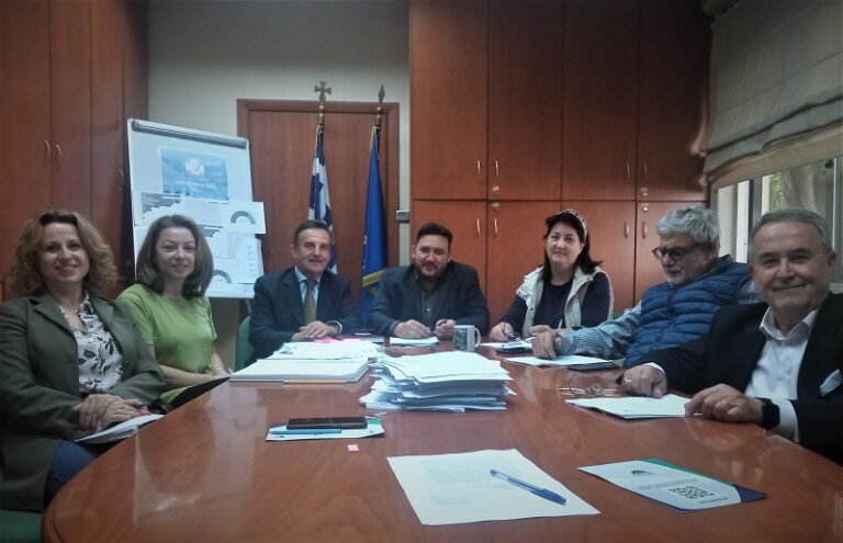 ΣΤΗΝ ΤΕΛΙΚΗ ΕΥΘΕΙΑ Η ΑΠΟΚΤΗΣΗ ΤΟΥ ΝΕΟΥ ΑΞΟΝΙΚΟΥ ΤΟΜΟΓΡΑΦΟΥ ΣΤΟ Γ.Ν. ΛΑΡΙΣΑΣ