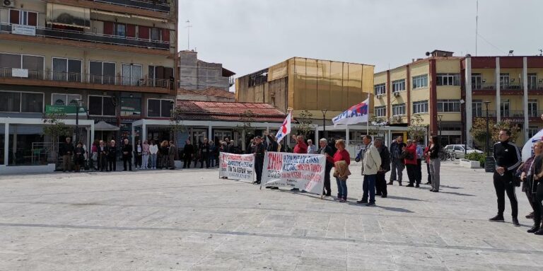 ΤΙΜΗΣΑΝ ΤΗΝ ΕΡΓΑΤΙΚΗ ΠΡΩΤΟΜΑΓΙΑ ΣΤΟΝ ΤΥΡΝΑΒΟ