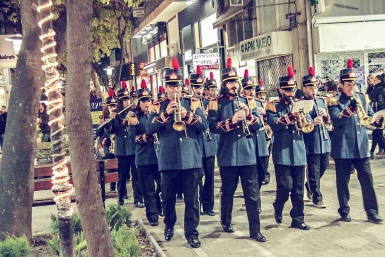 ΚΑΛΟΚΑΙΡΙΝΕΣ ΣΥΝΑΥΛΙΕΣ ΤΗΣ ΦΙΛΑΡΜΟΝΙΚΗΣ ΤΟΥ Δ.Ω.Λ