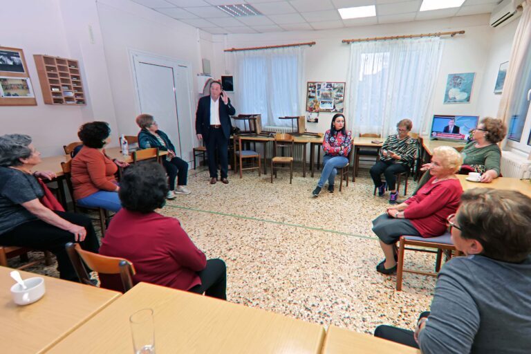 ΣΤΟ ΚΑΠΗ ΦΑΛΑΝΗΣ Ο Σ. ΒΟΥΛΓΑΡΗΣ