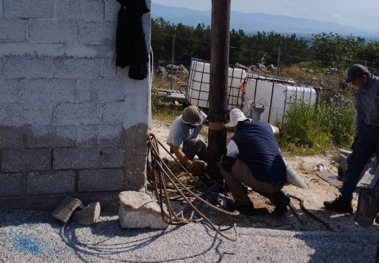 ΑΥΡΙΟ ΑΡΓΑ ΤΟ ΜΕΣΗΜΕΡΙ ΑΝΑΜΕΝΕΤΑΙ ΝΑ ΛΥΘΕΙ ΤΟ ΠΡΟΒΛΗΜΑ ΣΤΗ ΓΕΩΤΡΗΣΗ ΤΗΣ ΔΕΥΑΤ ΣΤΟΝ ΤΥΡΝΑΒΟ