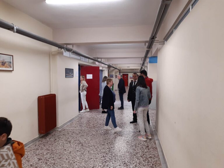ΟΙ ΣΤΑΥΡΟΙ ΤΩΝ ΥΠΟΨΗΦΙΩΝ ΤΟΠΙΚΩΝ ΣΥΜΒΟΥΛΩΝ ΤΗΣ ΛΑΪΚΗΣ ΣΥΣΠΕΙΡΩΣΗΣ ΣΤΟ ΔΗΜΟ ΤΥΡΝΑΒΟΥ