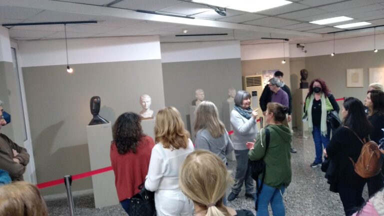 ΕΚΠΑΙΔΕΥΤΙΚΗ ΕΠΙΣΚΕΨΗ ΤΟΥ 1ου ΣΔΕ ΛΑΡΙΣΑΣ ΣΤΗΝ ΕΚΘΕΣΗ «Ο ΞΕΧΩΡΙΣΤΟΣ ΦΙΛΟΛΑΟΣ ΤΛΟΥΠΑΣ»