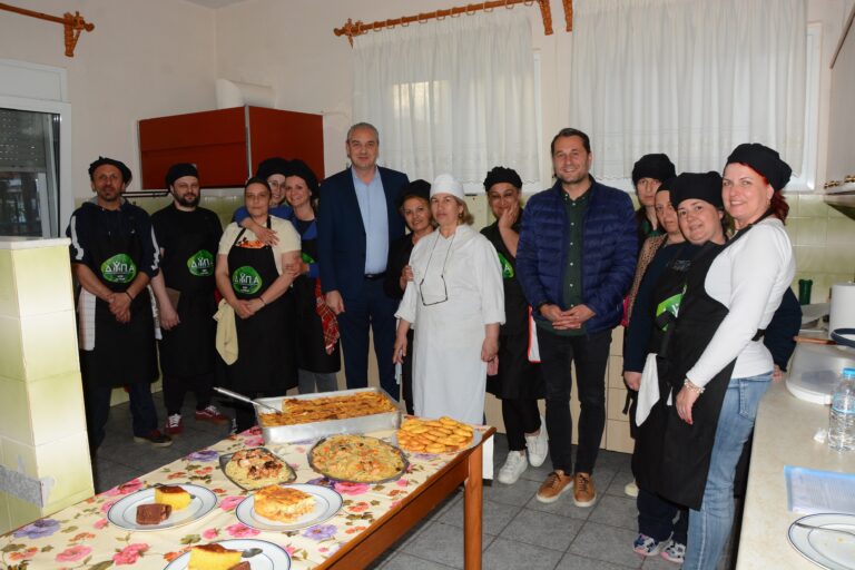 ΤΕΛΕΤΗ ΛΗΞΗΣ ΚΑΙ ΑΠΟΝΟΜΗ ΠΙΣΤΟΠΟΙΗΤΙΚΩΝ ΣΕ «ΒΟΗΘΟΥΣ ΜΑΓΕΙΡΩΝ» ΣΤΟΝ ΔΗΜΟ ΕΛΑΣΣΟΝΑΣ