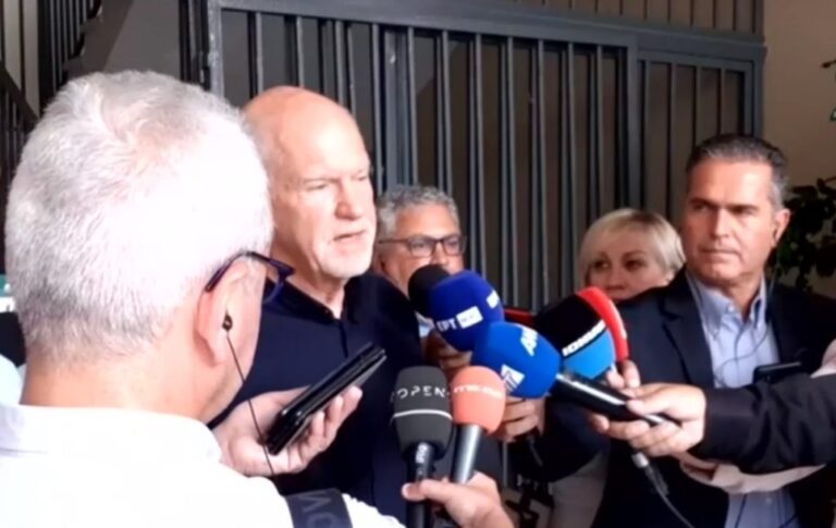 Γ. ΠΑΠΑΝΔΡΕΟΥ: Η ΔΗΜΟΚΡΑΤΙΑ ΜΑΣ ΑΠΕΙΛΕΙΤΑΙ