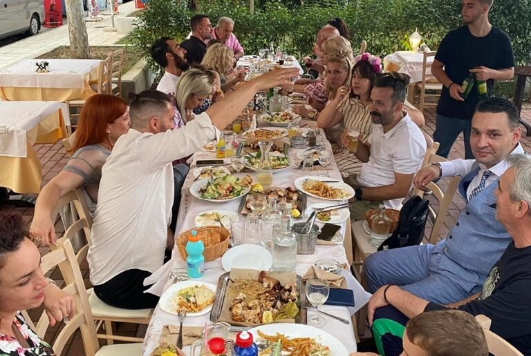 ΚΑΙ ΤΟ ΟΝΟΜΑ ΑΥΤΗΣ ΑΝΝΑ – ΜΑΡΙΑ