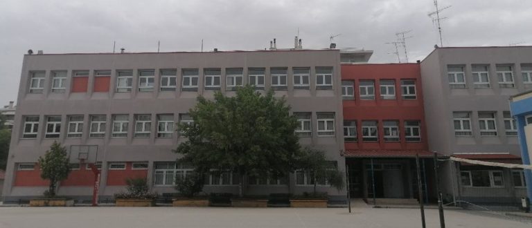 ΠΟΛΛΟΙ ΕΙΝΑΙ ΟΙ ΜΑΘΗΤΕΣ ΤΟΥ 3ου ΕΣΠΕΡΙΝΟΥ ΕΠΑΛ ΛΑΡΙΣΑΣ ΠΟΥ ΕΙΣΑΓΟΝΤΑΙ ΣΕ ΑΕΙ