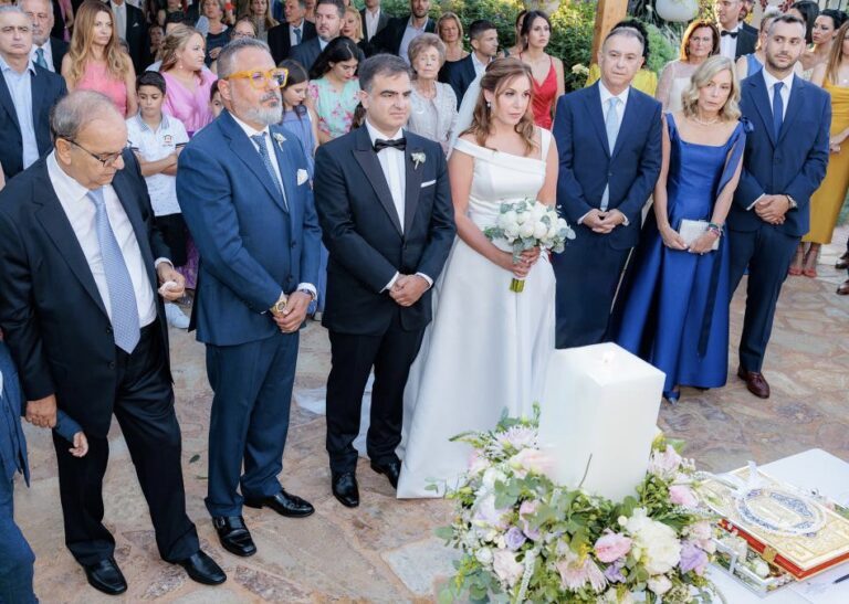 ΣΕ ΠΕΛΑΓΗ ΕΥΤΥΧΙΑΣ Ο ΧΡΗΣΤΟΣ ΚΕΛΛΑΣ ΓΙΑ ΤΟΝ ΓΑΜΟ ΤΗΣ ΚΟΡΗΣ ΤΟΥ ΛΙΑΝΑΣ