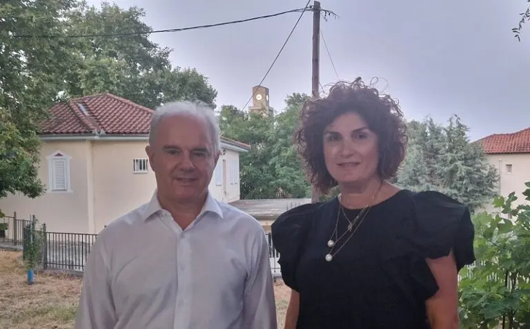 ΥΠΟΨΗΦΙΑ ΣΤΟ ΔΗΜΟ ΤΕΜΠΩΝ ΜΕ ΤΟΝ Γ. ΜΑΝΩΛΗ ΚΑΙ ΤΗ «ΝΕΑ ΔΥΝΑΜΗ» Η ΖΩΗ ΣΑΡΑΝΤΟΠΟΥΛΟΥ