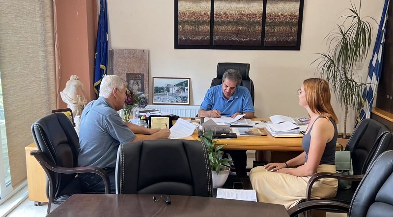 ΝΕΟ ΕΡΓΟ ΔΙΑΜΟΡΦΩΣΗΣ ΤΗΣ ΚΕΝΤΡΙΚΗΣ ΑΠΟΧΕΤΕΥΤΙΚΗΣ ΤΑΦΡΟΥ ΤΩΝ ΦΑΡΣΑΛΩΝ ΑΠΟ ΤΟΝ ΔΗΜΟ