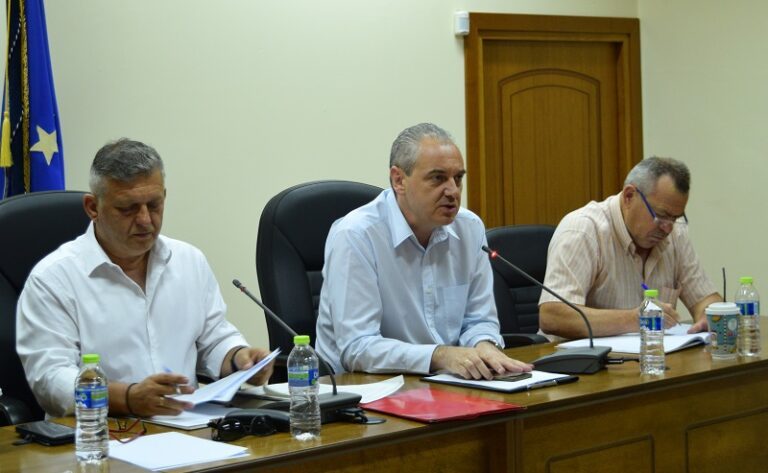 Ν. ΓΑΤΣΑΣ: ΚΛΙΜΑ ΑΠΕΙΛΩΝ ΚΑΙ ΤΡΟΜΟΚΡΑΤΙΑΣ ΑΠΟ ΤΗΝ ΟΜΑΔΑ ΕΥΑΓΓΕΛΟΥ