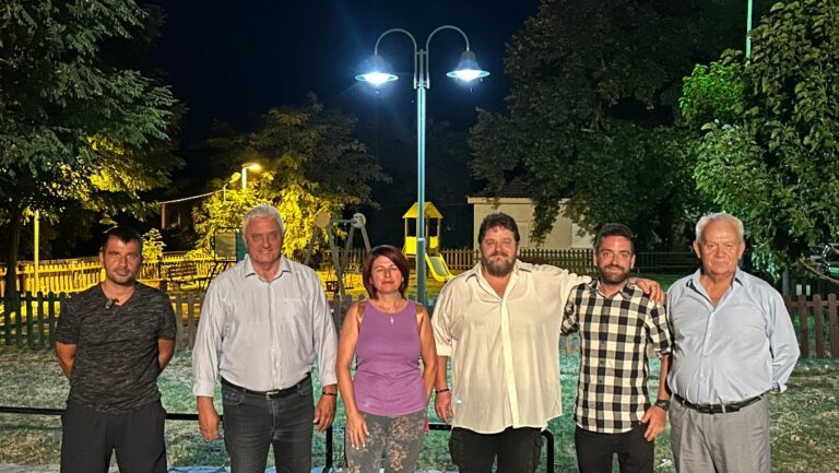 ΝΕΑ ΠΡΟΣΩΠΑ ΠΛΑΙΣΙΩΝΟΥΝ ΤΟΝ ΚΩΣΤΑ ΚΟΛΛΑΤΟ
