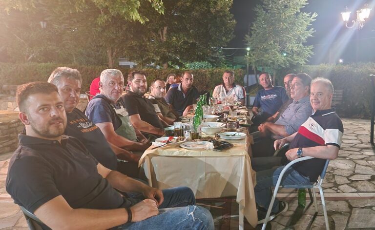 ΦΟΥΛΑΡΕΙ ΜΗΧΑΝΕΣ ΓΙΑ ΤΙΣ ΕΚΛΟΓΕΣ ΤΟΥ ΟΚΤΩΒΡΙΟΥ Ο ΓΙΩΡΓΟΣ ΜΑΝΩΛΗΣ