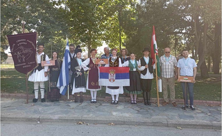 ΈΠΕΣΕ Η ΑΥΛΑΙΑ ΤΟΥ 6ου ΔΙΕΘΝΟΥΣ ΦΕΣΤΙΒΑΛ ΠΑΡΑΔΟΣΙΑΚΟΥ ΧΟΡΟΥ «ΚΟΙΛΑΔΑ ΤΩΝ ΤΕΜΠΩΝ»