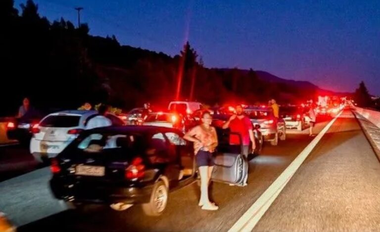 ΑΠΙΣΤΕΥΤΗ ΤΑΛΑΙΠΩΡΙΑ ΓΙΑ ΧΙΛΙΑΔΕΣ ΕΓΚΛΩΒΙΣΜΕΝΟΥΣ ΟΔΗΓΟΥΣ