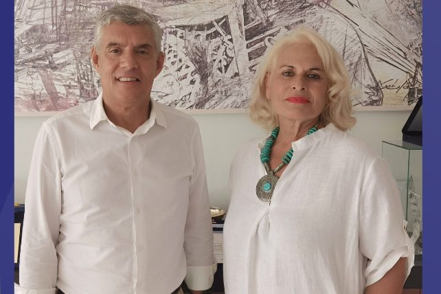 Η ΕΛΕΥΘΕΡΗ ΕΠΑΓΓΕΛΜΑΤΙΑΣ ΕΛΕΝΗ (ΛΕΝΑ) ΛΙΑΓΚΟΥΡΑ ΥΠΟΨΗΦΙΑ ΣΤΗΝ Π.Ε. ΛΑΡΙΣΑΣ ΜΕ ΤΟΝ Κ. ΑΓΟΡΑΣΤΟ