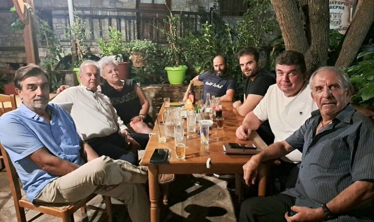 ΟΜΑΔΑ ΠΟΥ ΚΕΡΔΙΖΕΙ ΔΕΝ ΑΛΛΑΖΕΙ…