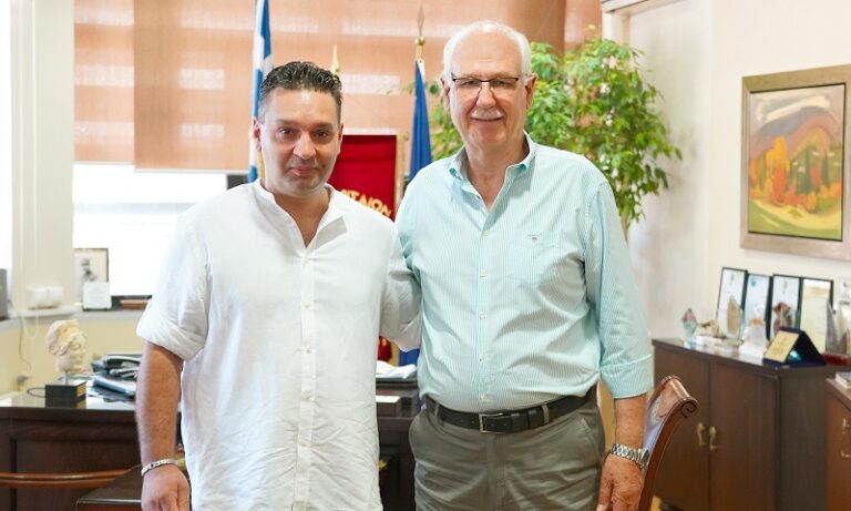 ΥΠΟΨΗΦΙΟΣ ΔΗΜΟΤΙΚΟΣ ΣΥΜΒΟΥΛΟΣ ΜΕ ΤΗΝ ΣΥΜΠΑΡΑΤΑΞΗ ΛΑΡΙΣΑΙΩΝ Ο ΘΑΝΟΣ ΜΠΑΜΠΟΣ