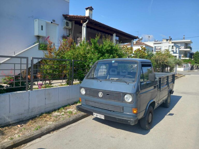 ΚΛΑΠΗΚΕ ΑΓΡΟΤΙΚΟ ΦΟΡΤΗΓΑΚΙ ΣΤΟΝ ΤΥΡΝΑΒΟ