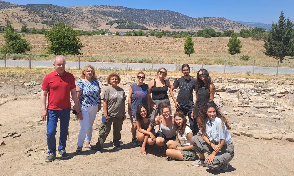 ΣΗΜΑΝΤΙΚΑ ΕΥΡΗΜΑΤΑ ΣΤΗΝ 3η ΦΑΣΗ ΤΩΝ ΑΝΑΣΚΑΦΩΝ ΣΤΟΝ ΑΡΧΑΙΟΛΟΓΙΚΟ ΧΩΡΟ ΜΑΚΡΥΧΩΡΙΟΥ