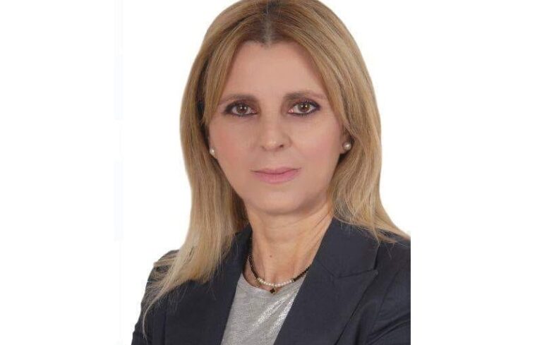 ΠΑΡΑΙΤΗΘΗΚΕ Η ΠΡΟΕΔΡΟΣ ΤΗΣ ΔΗΜ.Τ.Ο. ΑΓΙΑΣ ΤΗΣ ΝΔ ΚΑΙ ΠΑΕΙ ΜΕ ΤΟΝ ΑΝΤ. ΓΚΟΥΝΤΑΡΑ