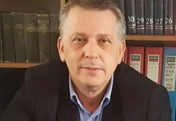 ΛΕΥΚΟ Ή ΑΚΥΡΟ ΠΡΟΤΕΙΝΕΙ ΓΙΑ ΤΗ 2η ΚΥΡΙΑΚΗ Ο Τ. ΤΣΙΑΠΛΕΣ