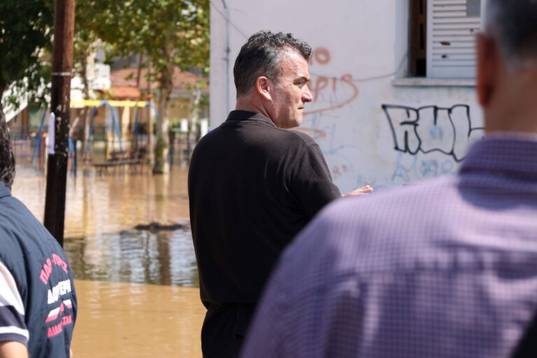 Θ. ΜΑΜΑΚΟΣ: ΑΠΑΛΛΑΓΗ ΜΙΣΘΩΜΑΤΩΝ ΚΑΙ ΠΑΡΑΤΑΣΗ ΜΙΣΘΩΣΗΣ ΓΙΑ ΤΙΣ ΔΗΜΟΤΙΚΕΣ ΑΓΡΟΤΙΚΕΣ ΕΚΤΑΣΕΙΣ ΤΟΥ ΔΗΜΟΥ ΛΑΡΙΣΑΙΩΝ