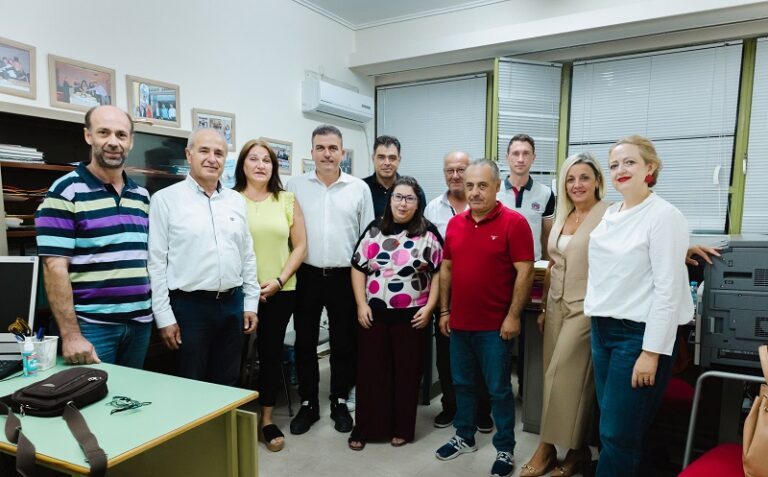 Θ. ΜΑΜΑΚΟΣ: ΟΥΣΙΑΣΤΙΚΗ ΣΤΗΡΙΞΗ ΣΤΙΣ ΤΡΙΤΕΚΝΕΣ ΟΙΚΟΓΕΝΕΙΕΣ