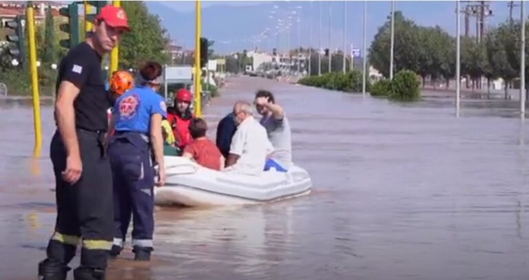 ΣΥΓΚΛΟΝΙΣΤΙΚΕΣ ΠΡΟΣΠΑΘΕΙΕΣ ΑΠΕΓΚΛΩΒΙΣΜΟΥ ΑΝΘΡΩΠΩΝ ΣΤΙΣ ΕΡΓΑΤΙΚΕΣ ΚΑΤΟΙΚΙΕΣ ΤΗΣ ΓΙΑΝΝΟΥΛΗΣ
