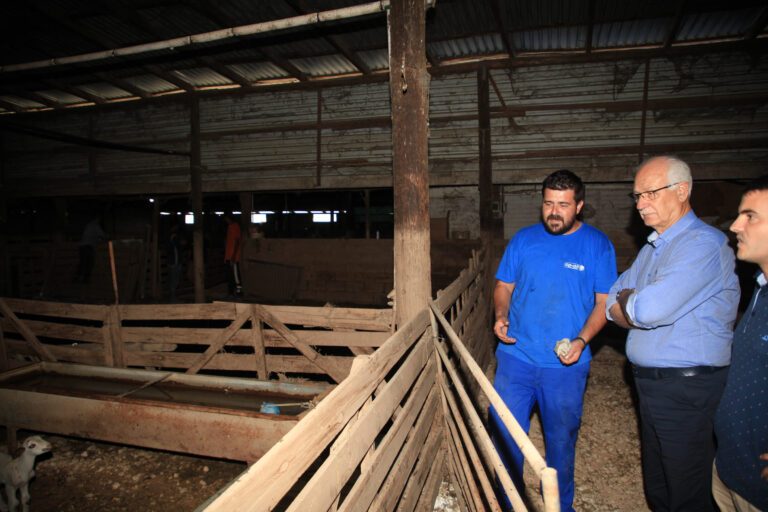 ΣΕ ΚΤΗΝΟΤΡΟΦΙΚΕΣ ΜΟΝΑΔΕΣ ΤΗΣ ΦΑΛΑΝΗΣ ΠΟΥ ΕΠΛΗΓΗΣΑΝ ΚΑΙ ΣΤΟ ΓΕΩΤΕΕ Ο ΑΠ. ΚΑΛΟΓΙΑΝΝΗΣ ΚΑΙ ΥΠΟΨΗΦΙΟΙ ΤΗΣ ΣΥΜΠΑΡΑΤΑΞΗΣ