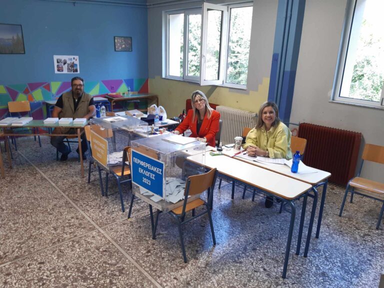 ΔΕΙΤΕ ΠΟΙΟΙ ΕΚΛΕΓΟΝΤΑΙ ΣΤΟ ΔΗΜΟΤΙΚΟ ΚΑΙ ΣΤΑ ΤΟΠΙΚΑ ΣΥΜΒΟΥΛΙΑ ΤΟΥ ΔΗΜΟΥ ΤΥΡΝΑΒΟΥ