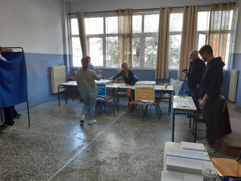 ΔΕΙΤΕ ΤΑ ΕΠΙΣΗΜΑ ΑΠΟΤΕΛΕΣΜΑΤΑ ΚΑΙ ΤΟΥΣ ΣΤΑΥΡΟΥΣ ΤΩΝ ΥΠΟΨΗΦΙΩΝ ΣΤΗΝ ΠΕΡΙΦΕΡΕΙΑ ΘΕΣΣΑΛΙΑΣ