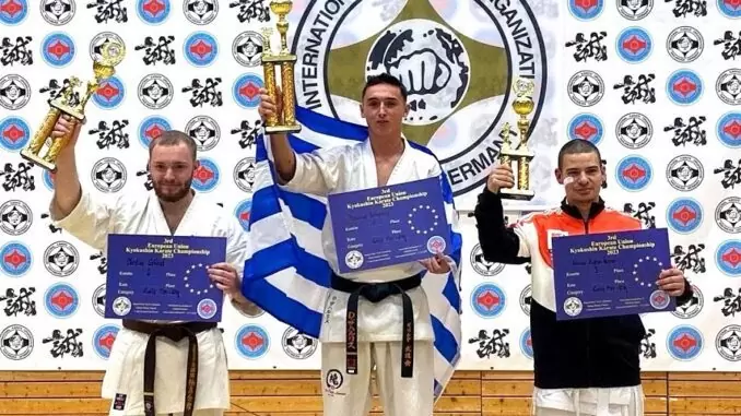 karate.jpg 1