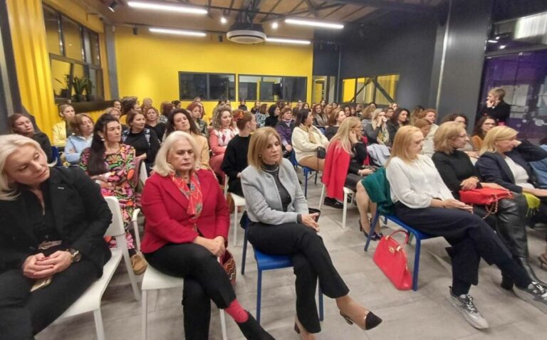 WOMEN ON TOP HUB: Η ΛΑΡΙΣΑ ΑΠΕΚΤΗΣΕ ΤΗ ΔΙΚΗ ΤΗΣ ΚΟΙΝΟΤΗΤΑ ΓΥΝΑΙΚΩΝ