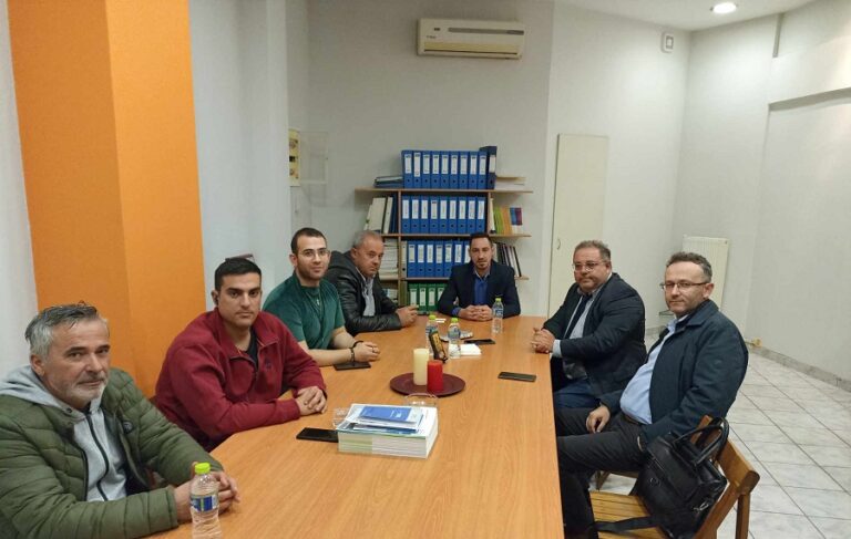 Η ΣΥΝΕΤΑΙΡΙΣΤΙΚΗ ΤΡΑΠΕΖΑ ΣΚΕΦΤΕΤΑΙ ΝΑ ΙΔΡΥΣΕΙ ΥΠΟΚΑΤΑΣΤΗΜΑ ΣΤΟΝ ΤΥΡΝΑΒΟ 