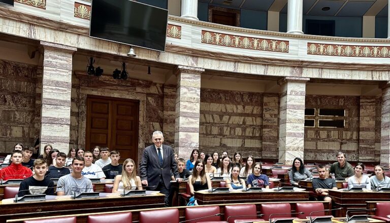 Η ΑΠΟΧΗ ΣΤΙΣ ΕΚΛΟΓΕΣ ‘‘ΚΑΜΠΑΝΑΚΙ’’ ΓΙΑ ΤΗ ΔΗΜΟΚΡΑΤΙΑ ΜΑΣ